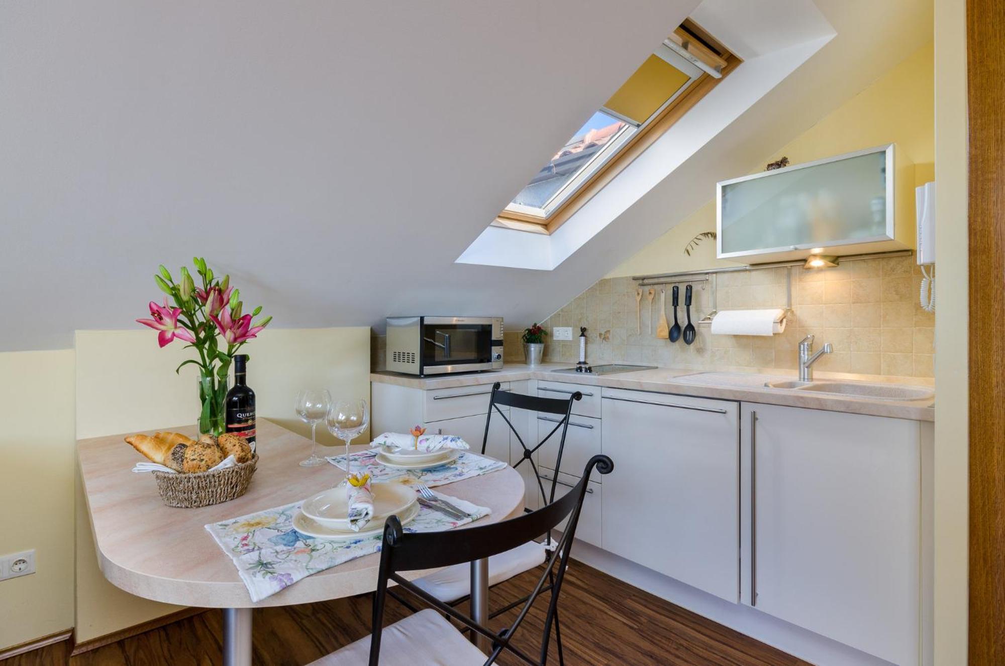 Villa Maslina Apartments 크리크베니카 외부 사진