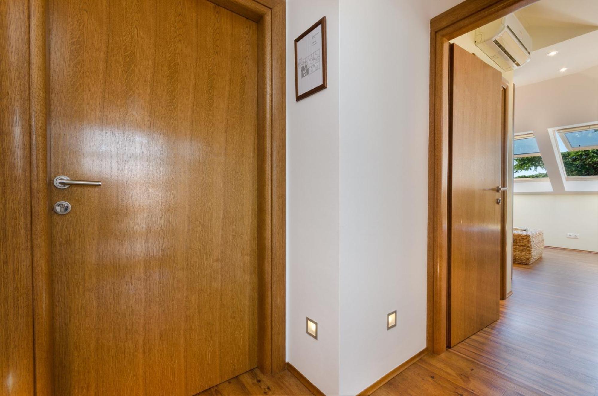 Villa Maslina Apartments 크리크베니카 외부 사진